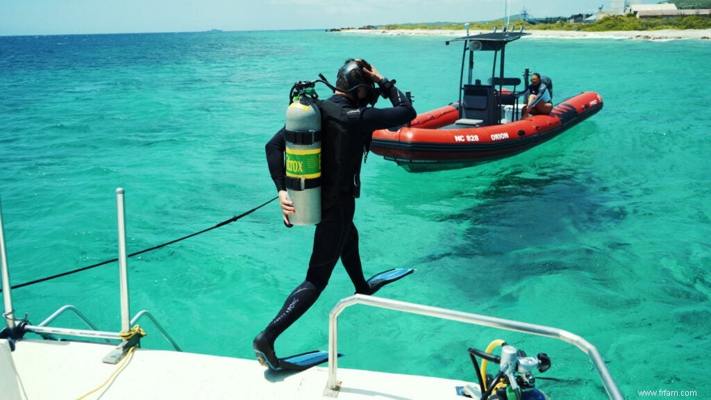 Le petit-fils de Jacques Cousteau construit un réseau de stations de recherche sur les fonds marins 