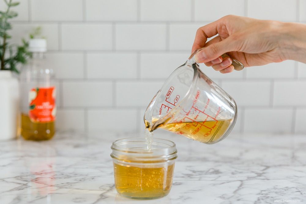 Débarrassez-vous des mouches des fruits avec un piège à mouches des fruits fait maison 