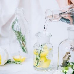 Assouplissant DIY au vinaigre infusé 