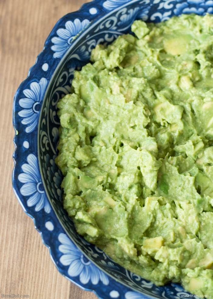 Recette facile de guacamole à deux voies 