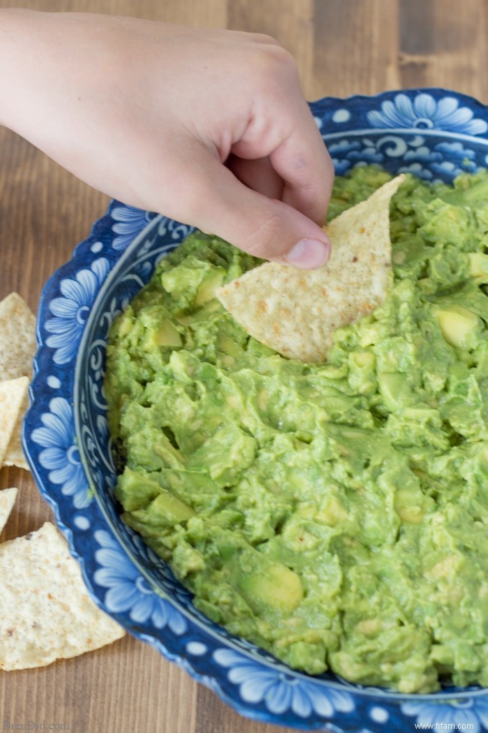 Recette facile de guacamole à deux voies 