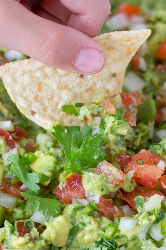 Recette facile de guacamole à deux voies 