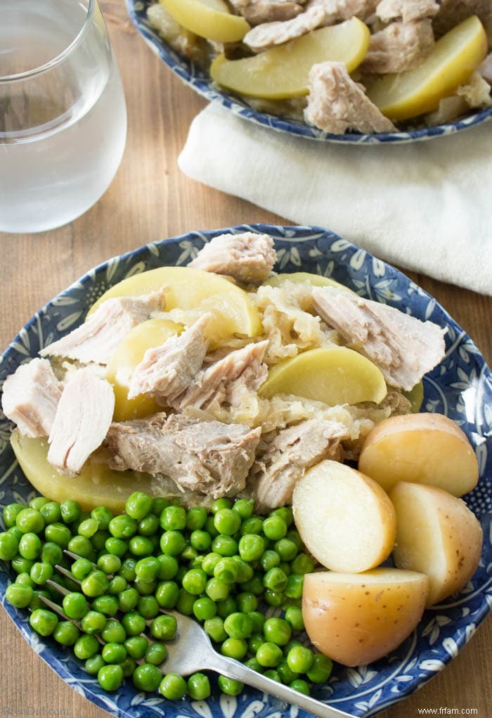 Idée de dîner facile :pommes, rôti de porc et choucroute dans la mijoteuse 