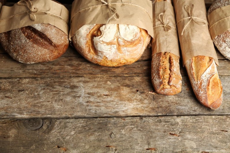 C est la vraie raison pour laquelle les supermarchés vendent du pain dans des sacs bruns 