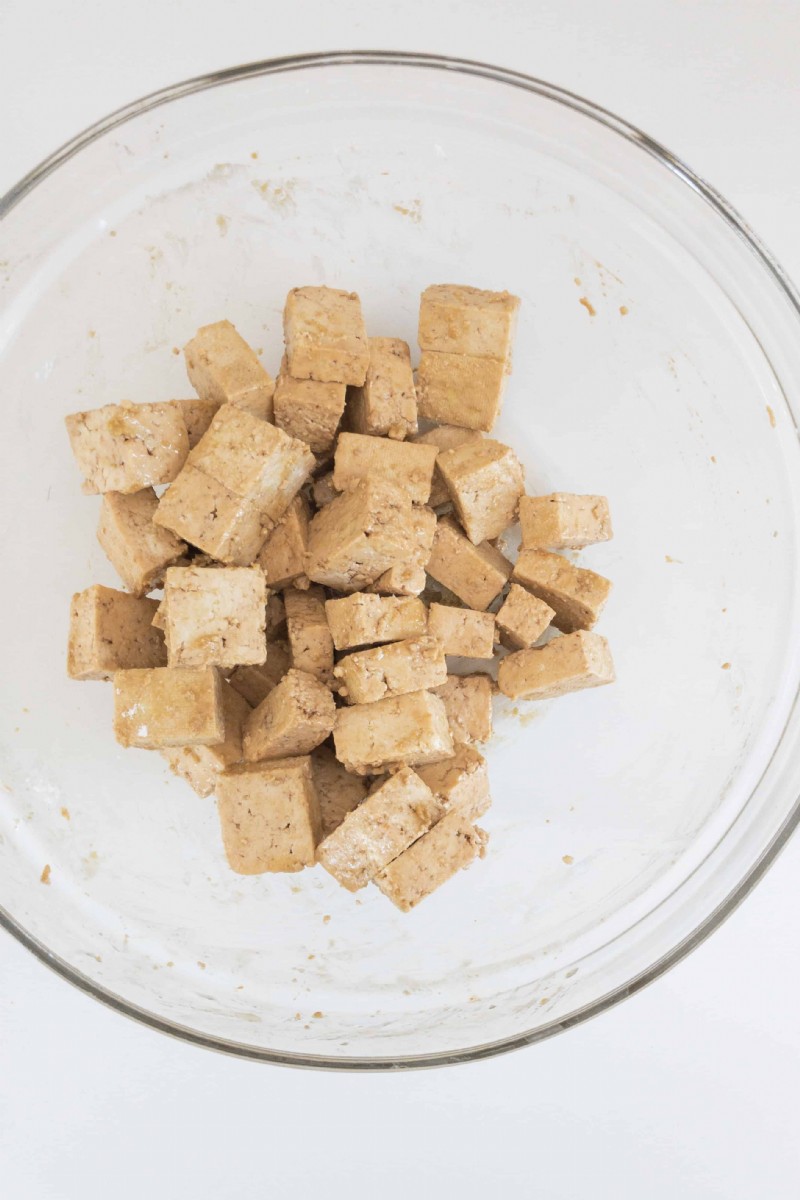 Tofu croustillant cuit au four facile 