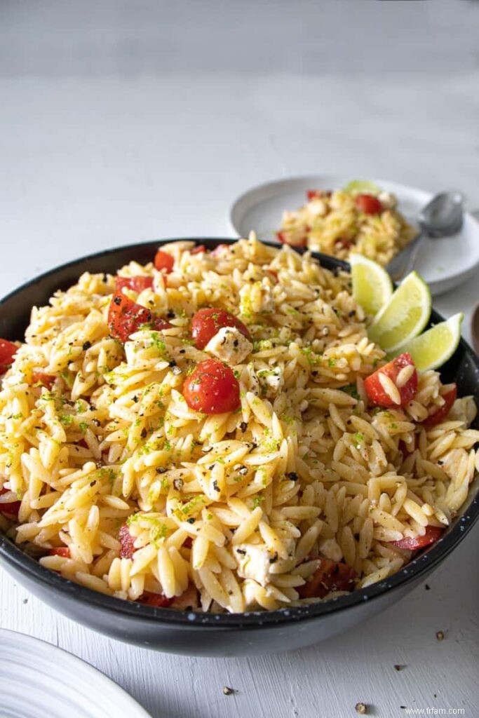 Salade d orzo avec vinaigrette au chili et à la lime 