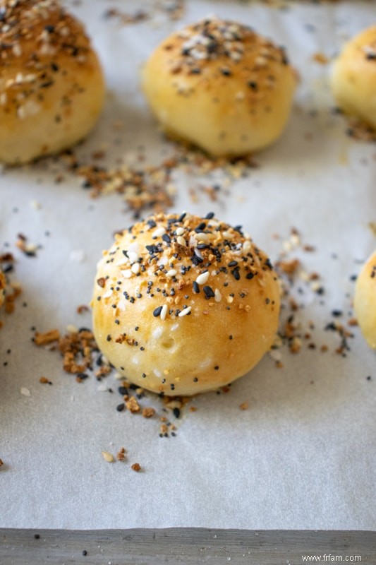 Bouchées de bagel farcies au fromage à la crème 