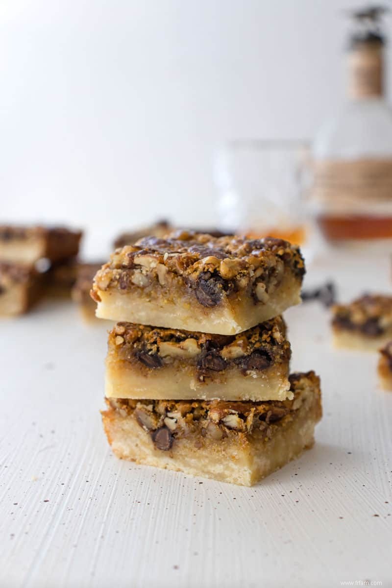 Barres de bourbon aux noix de pécan et au chocolat 