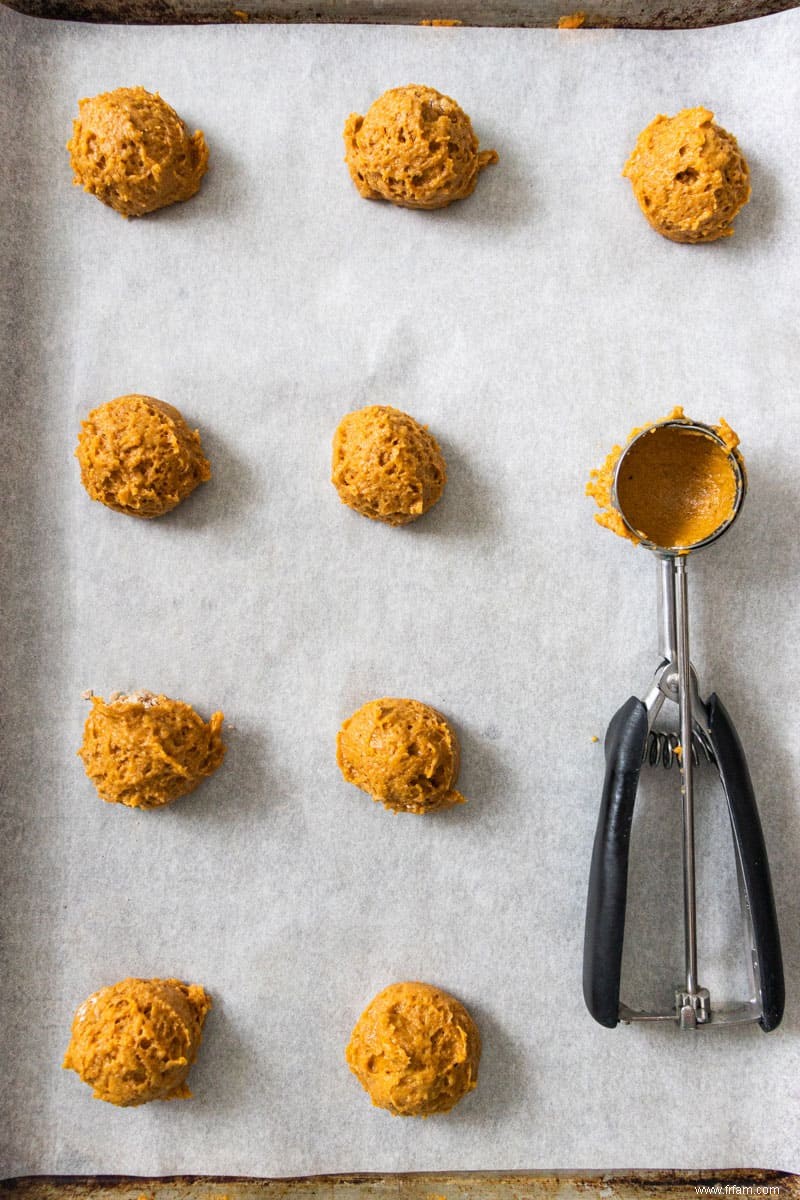 Biscuits à la citrouille avec glaçage au beurre noisette 