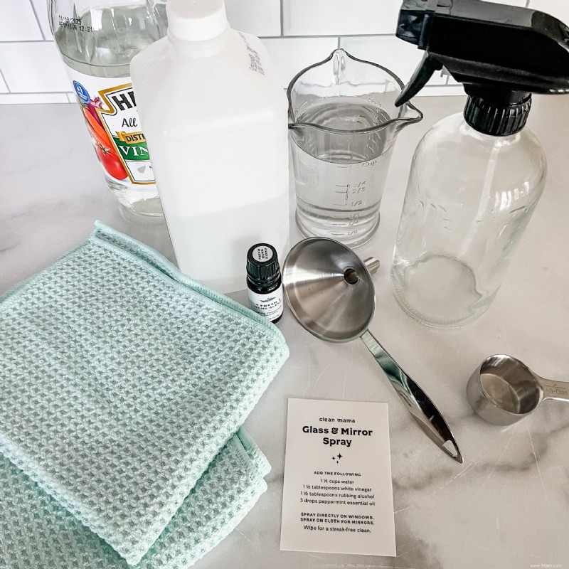 Spray pour vitres et miroirs DIY pour un éclat et une brillance sans traces 