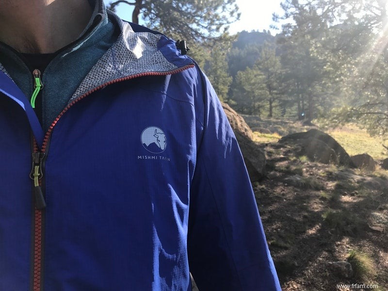 Test sur le terrain de Mishmi Takin :la veste Hardshell imperméable Garamba 