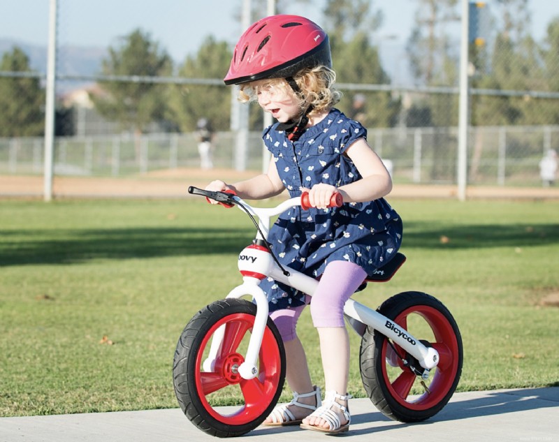 Joovy Bicycoo :le meilleur vélo d équilibre pour les enfants qui aiment le plein air 