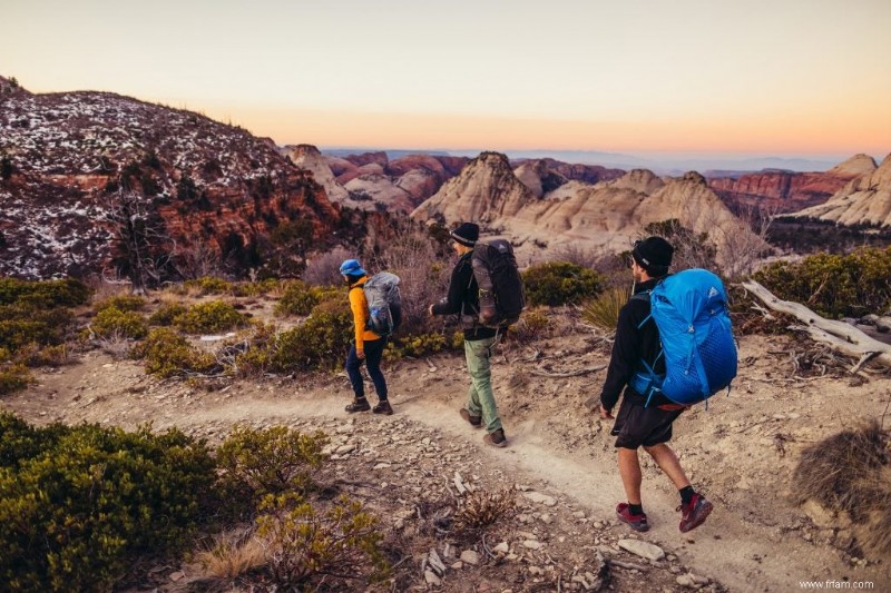 12 cadeaux de camping pour les papas qui aiment le plein air 