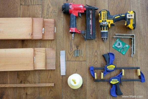 Comment construire une jardinière en bois pour fenêtre 