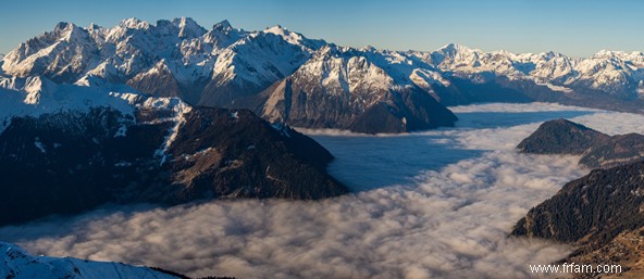 Pleins feux sur les stations de ski de luxe en Suisse 