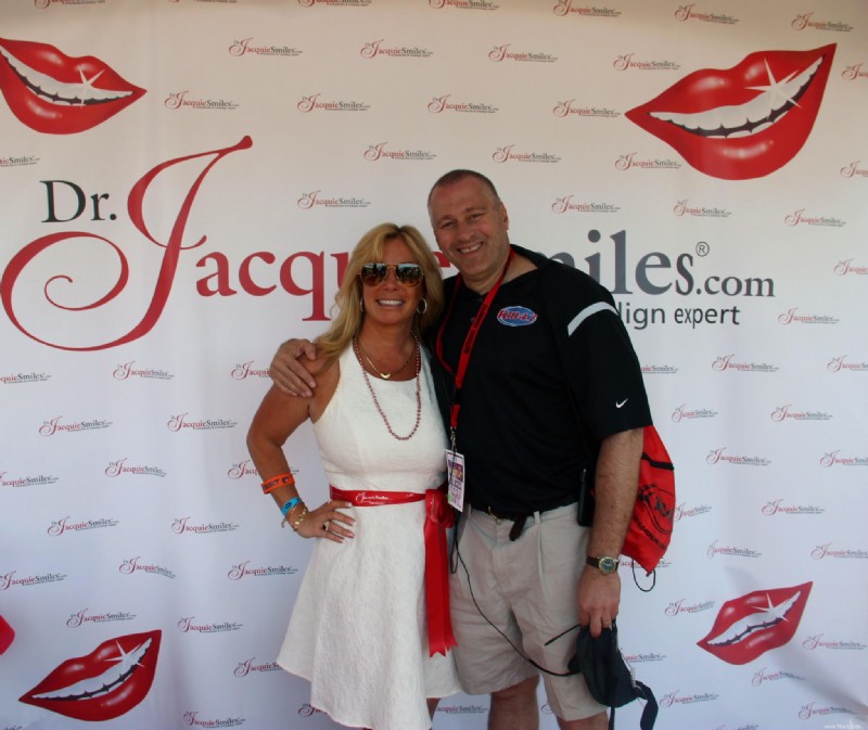 La célèbre orthodontiste Dr. Jacquie Smiles brille au KFEST 2015 à New York 