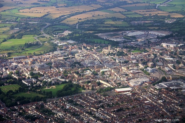 RÉVÉLÉ :Les MEILLEURES villes du Royaume-Uni pour démarrer une entreprise à distance 