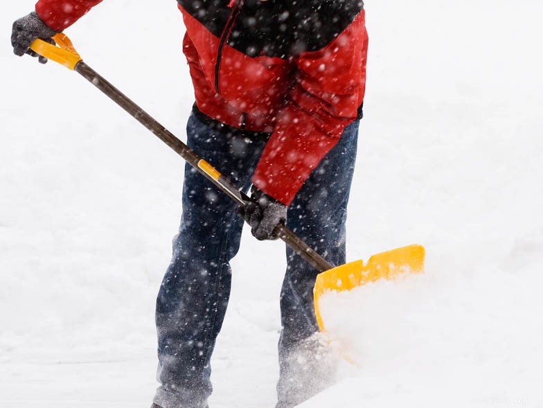 Conseils pour préparer votre maison à une tempête hivernale 