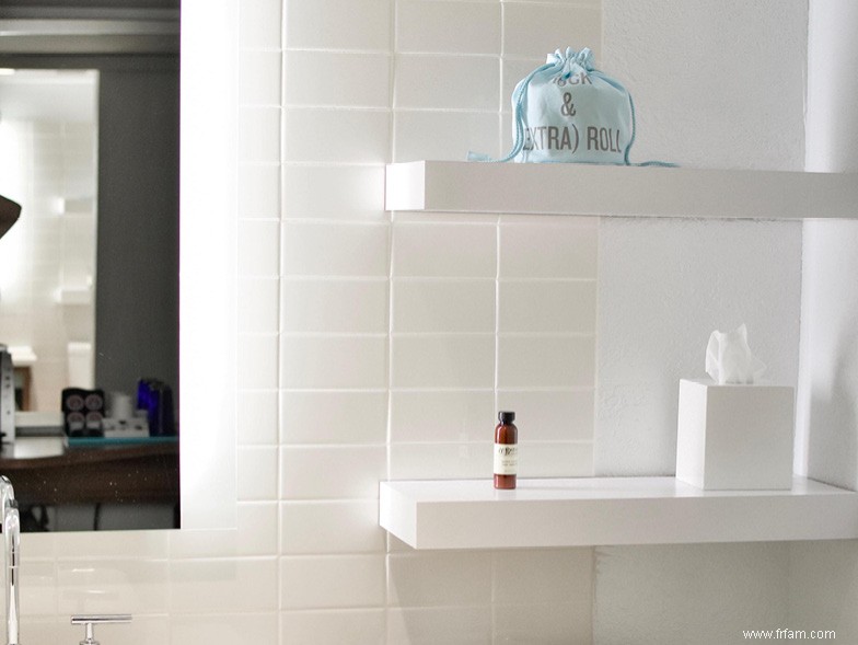 Comment organiser votre petite salle de bain 