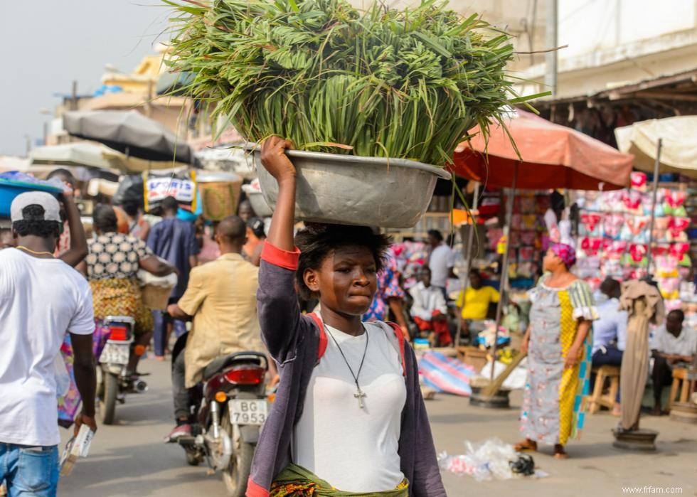 Comment la population de chaque État se compare aux pays du monde entier 