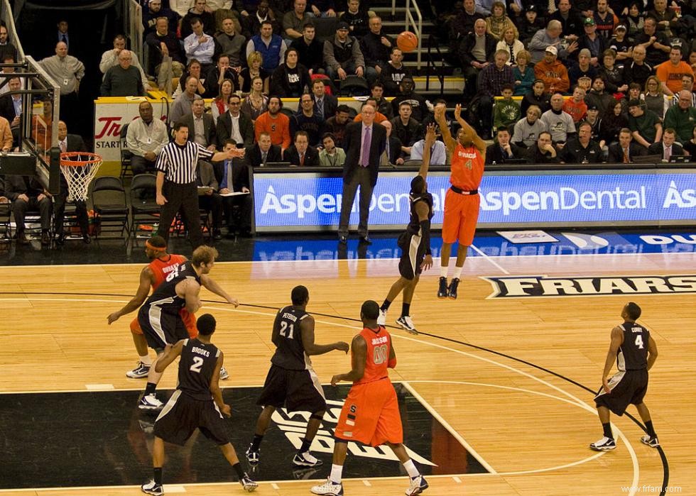 Meilleur programme de basketball universitaire masculin dans chaque État 