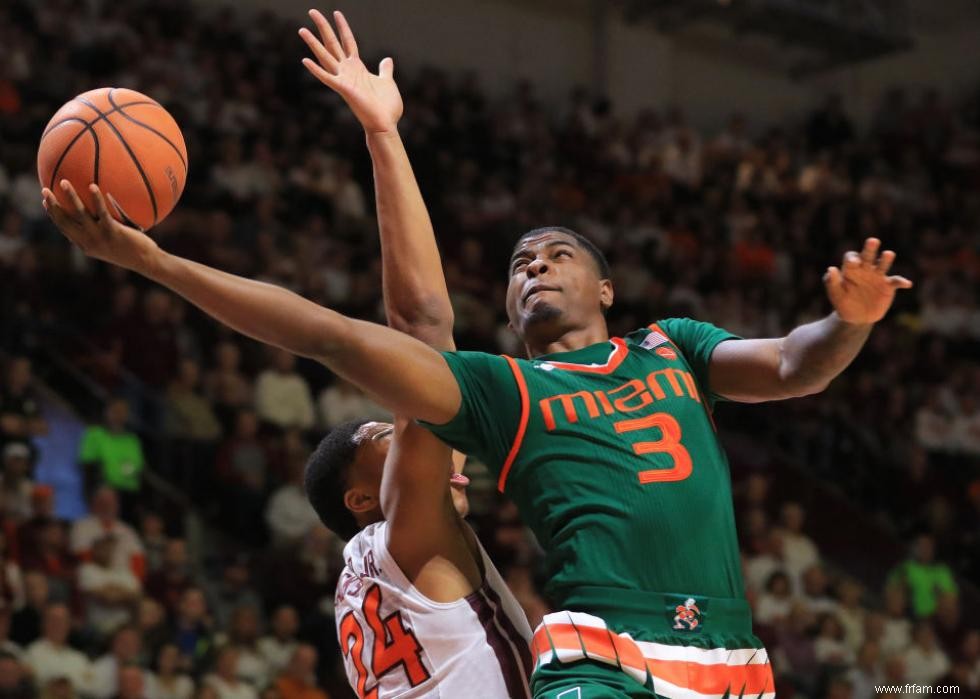 Meilleure équipe masculine de basket-ball universitaire dans chaque État 