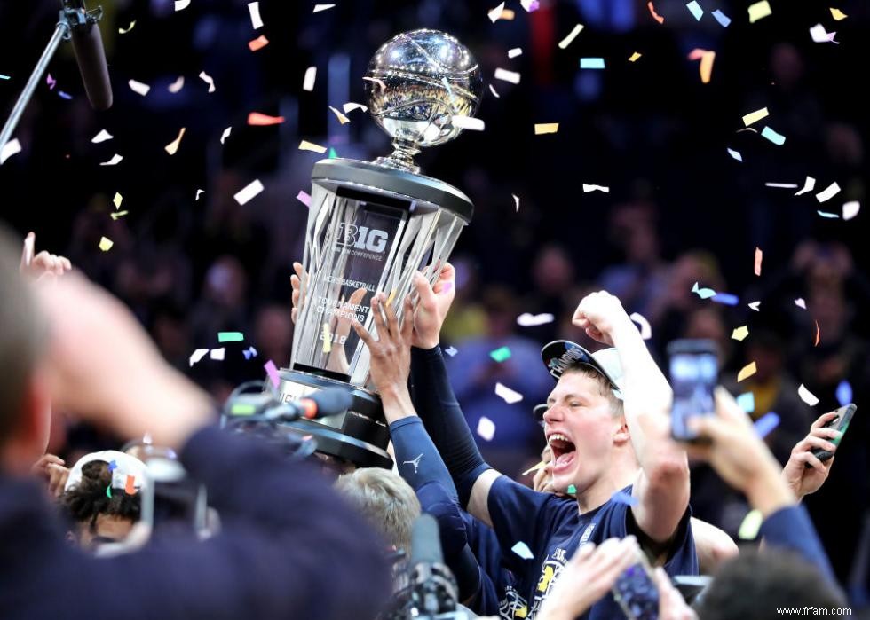 Meilleure équipe masculine de basket-ball universitaire dans chaque État 