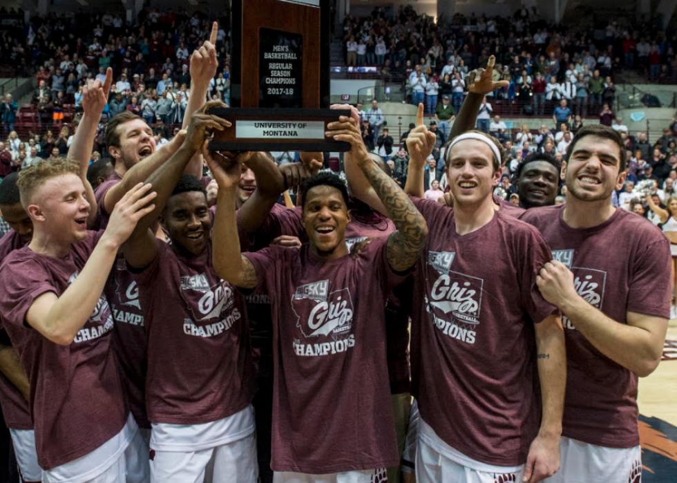 Meilleure équipe masculine de basket-ball universitaire dans chaque État 