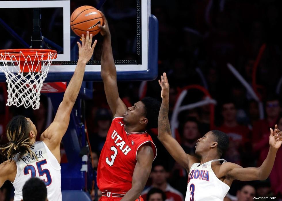 Meilleure équipe masculine de basket-ball universitaire dans chaque État 