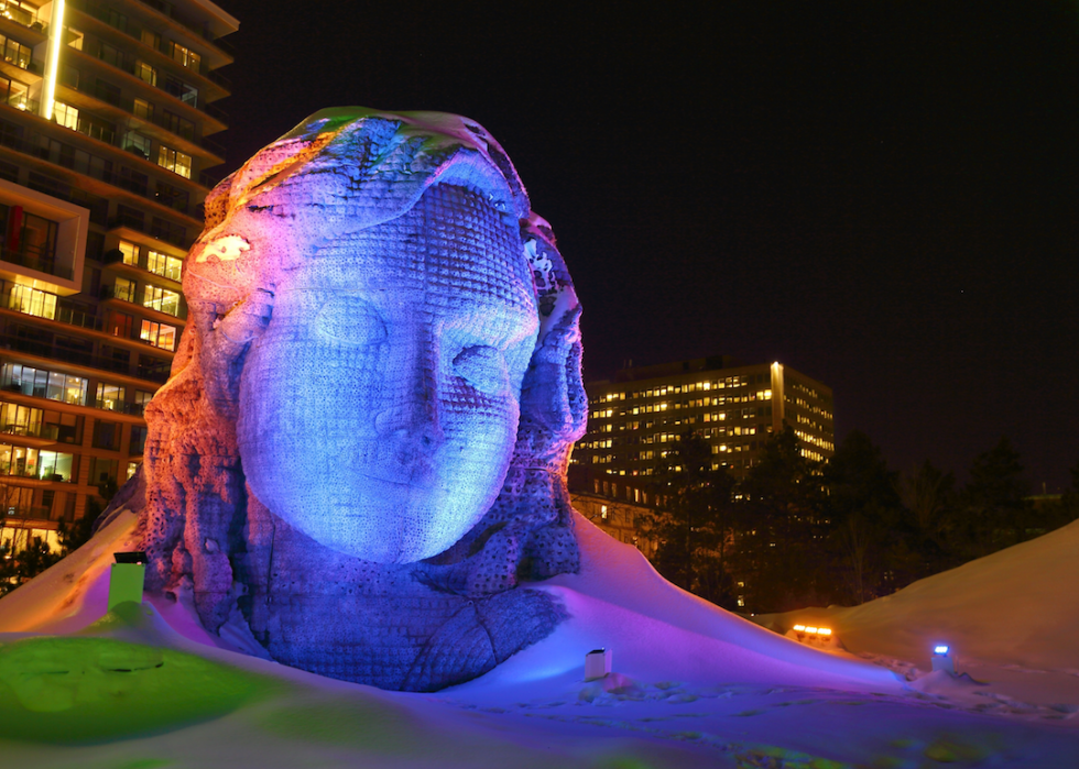 50 incroyables sculptures de neige et de glace du monde entier 