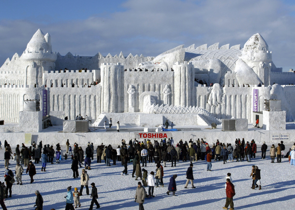 50 incroyables sculptures de neige et de glace du monde entier 