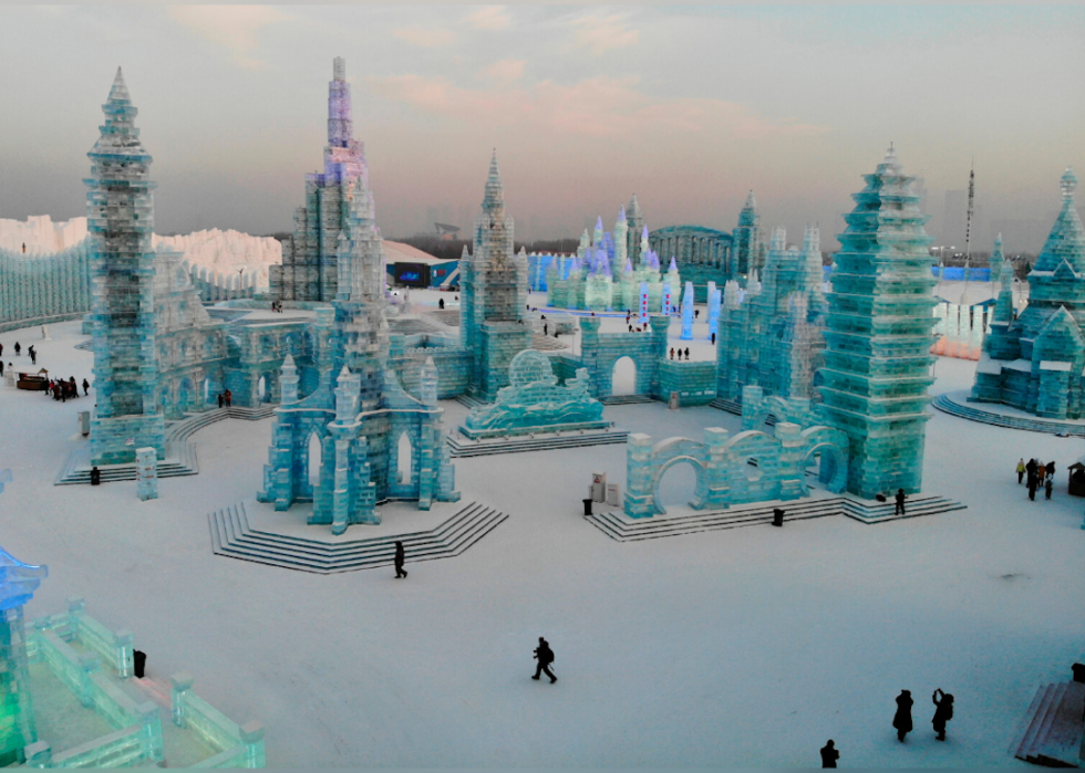 50 incroyables sculptures de neige et de glace du monde entier 