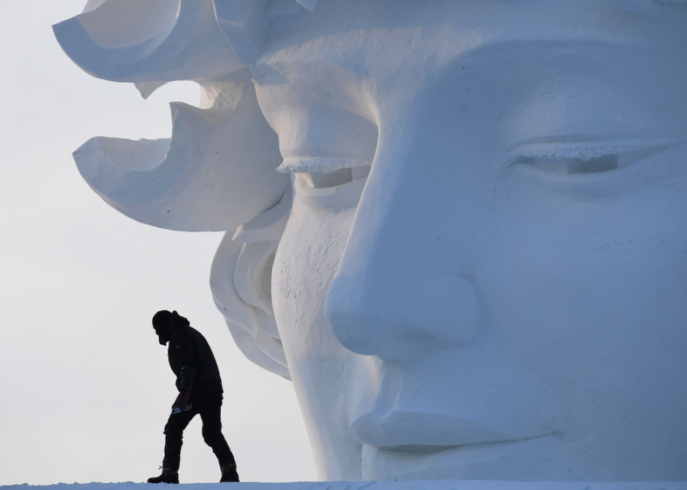 50 incroyables sculptures de neige et de glace du monde entier 