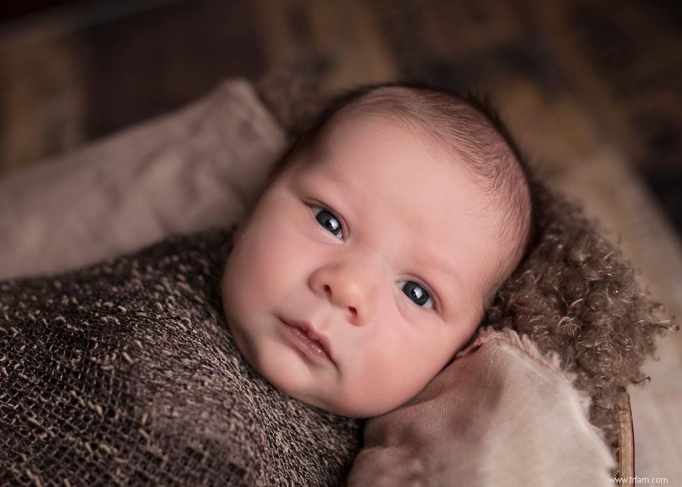 Prénoms de bébé vintage qui ont secoué les années 1920 