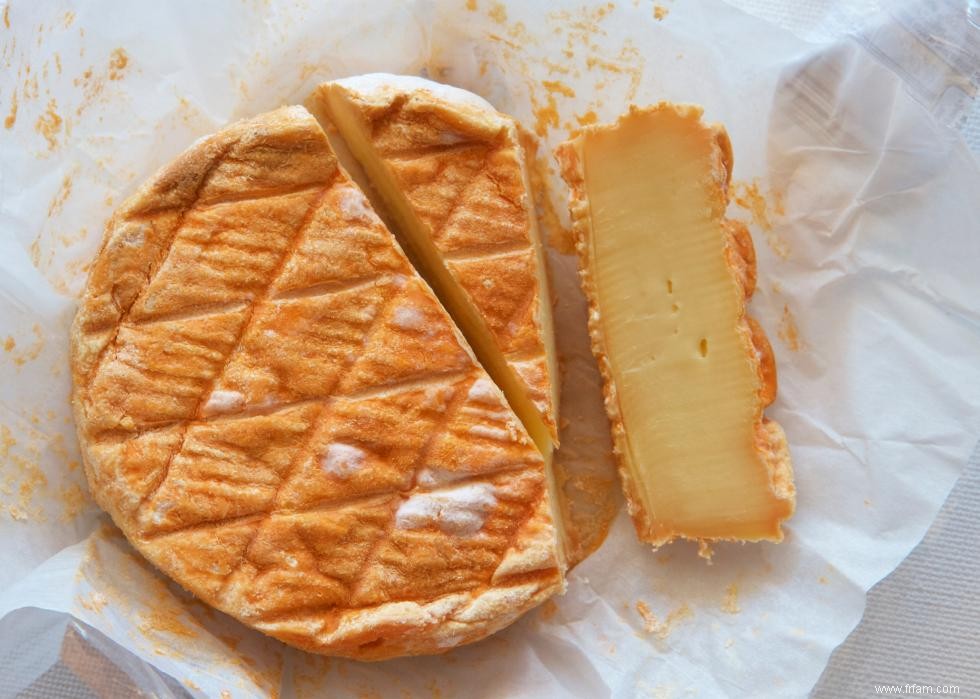 10 des fromages les plus malodorants au monde (et pourquoi ils puent) 