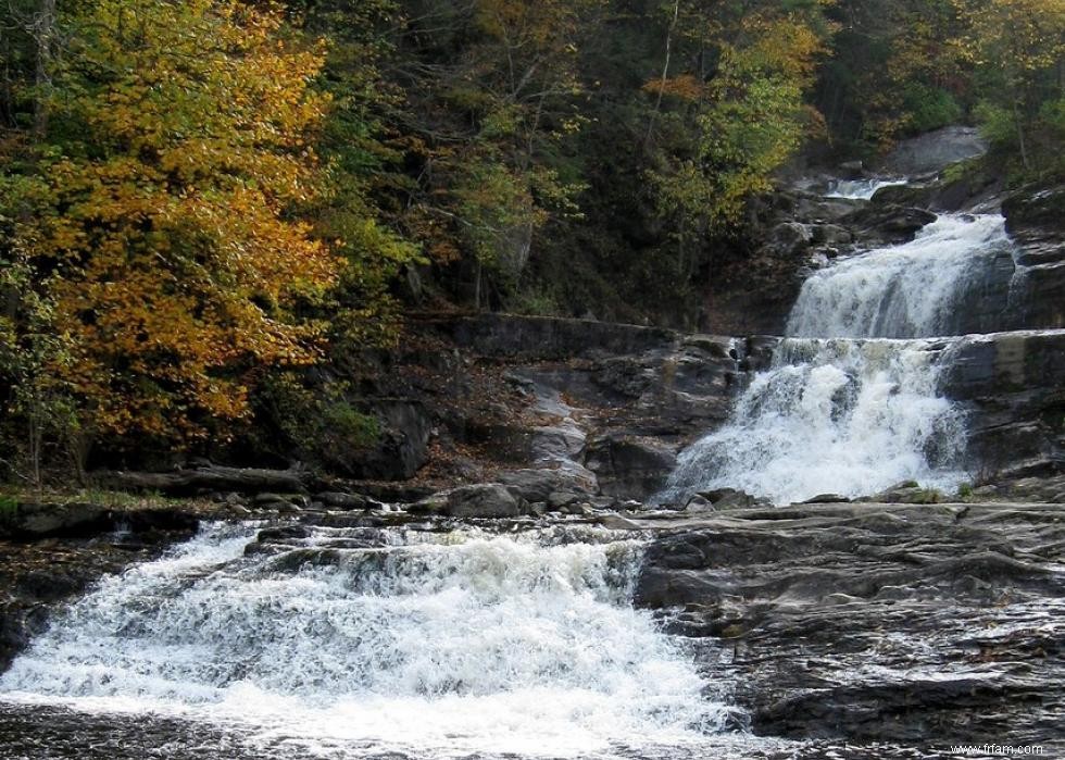 Les meilleures petites villes pour admirer le feuillage d automne 