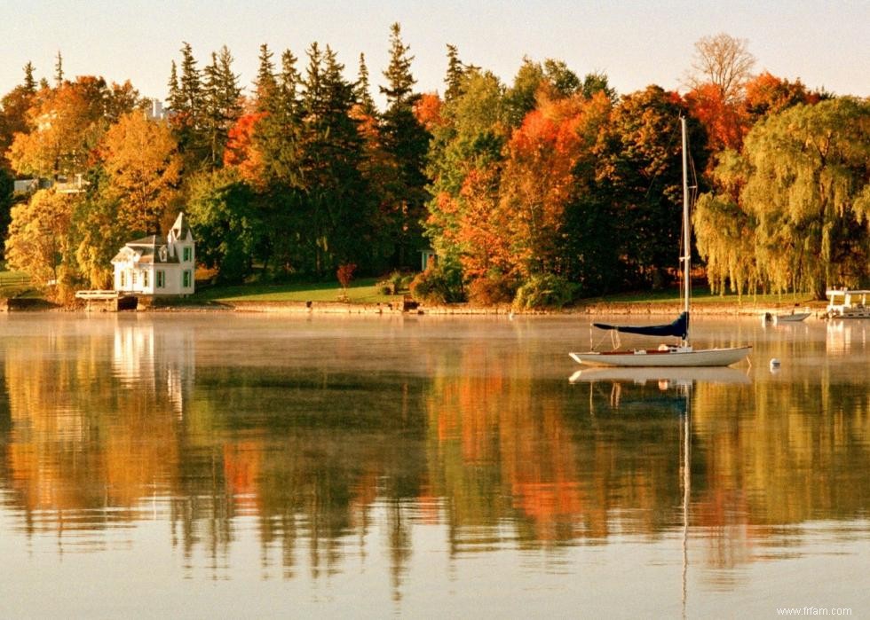 Les meilleures petites villes pour admirer le feuillage d automne 