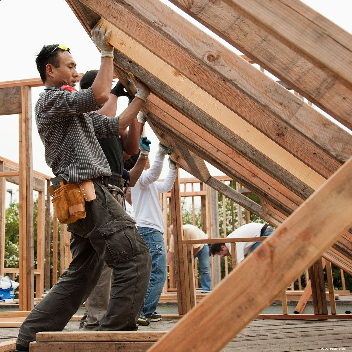 Le secteur de la construction domiciliaire entraîne une hausse de l emploi dans la construction 