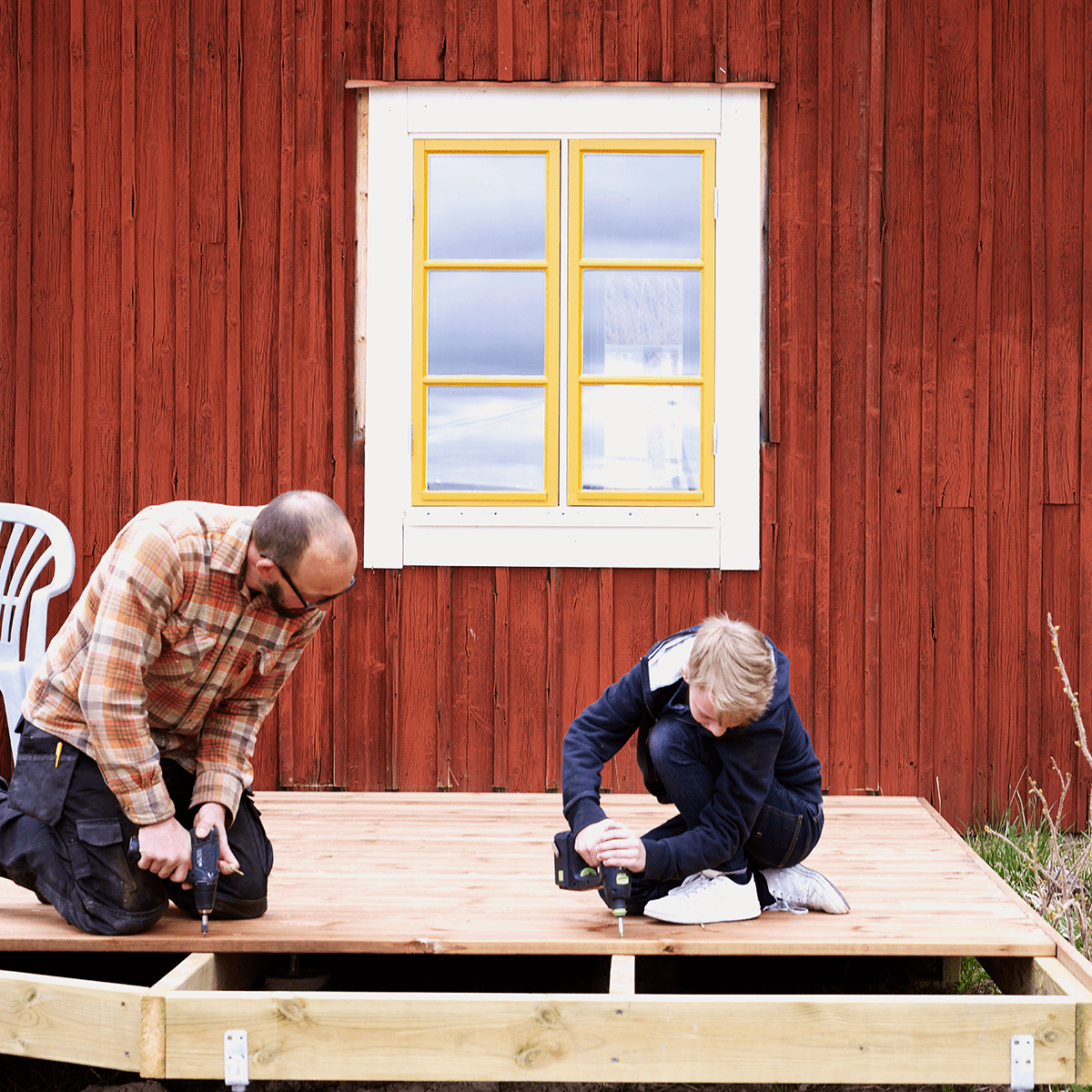 Comment choisir entre une terrasse en cèdre, en bois traité sous pression et en composite 