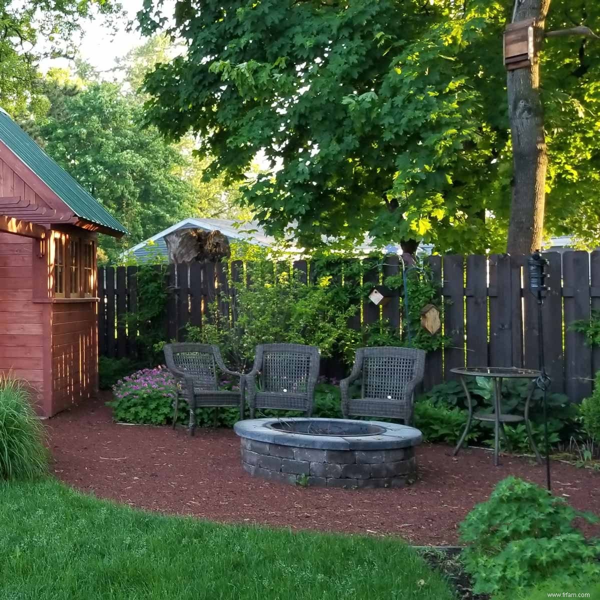 Projet de lecteur :abri de jardin et foyer en cèdre 