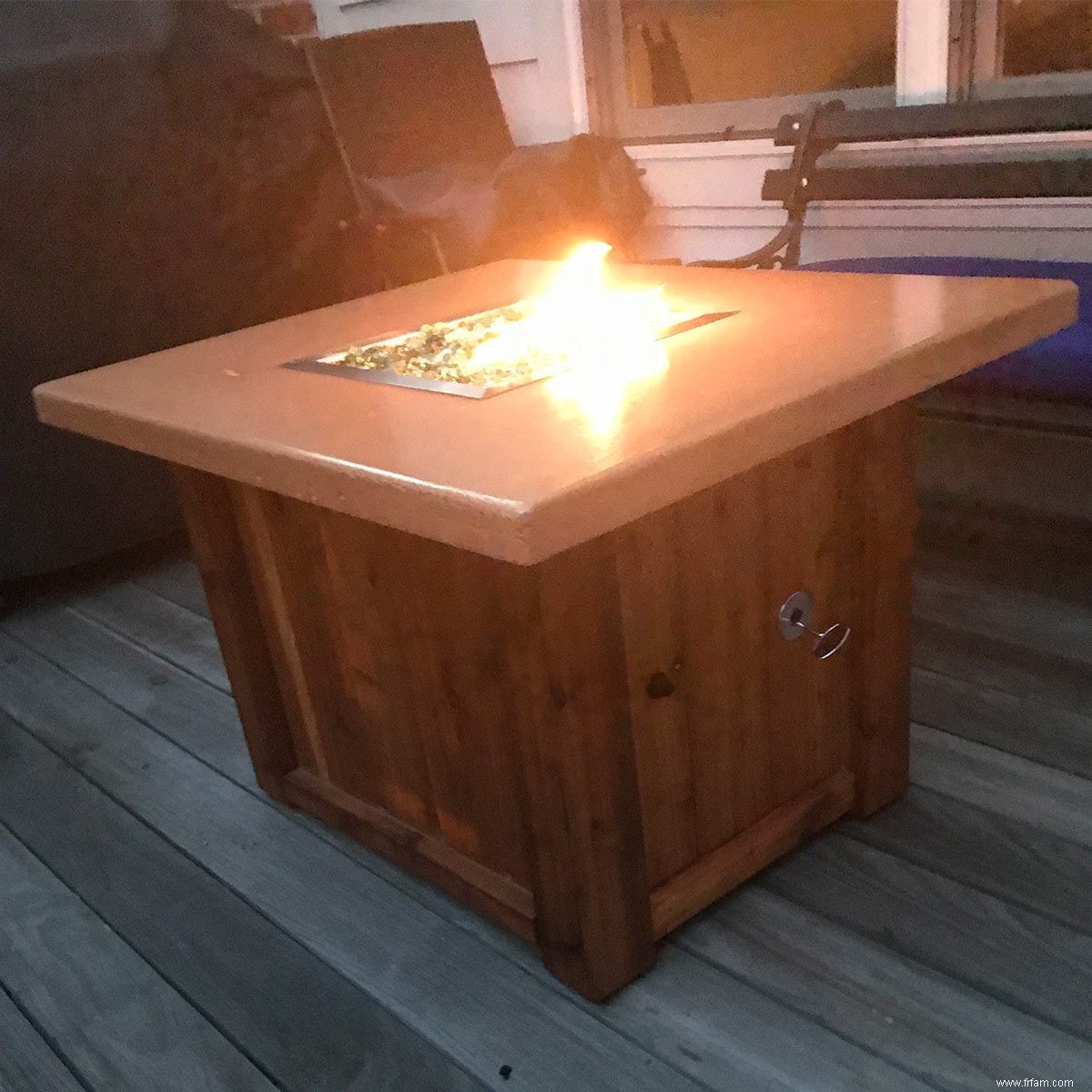 Projet de lecteur :table de feu fabuleuse 