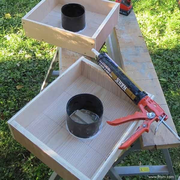 Banc en béton avec incrustation de pierre 