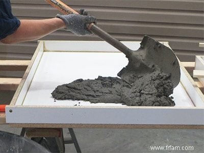 Construisez une table d extérieur avec le mélange de comptoir Quikrete 