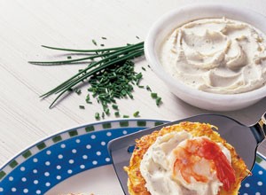 Galettes de pommes de terre à la crème d herbes 