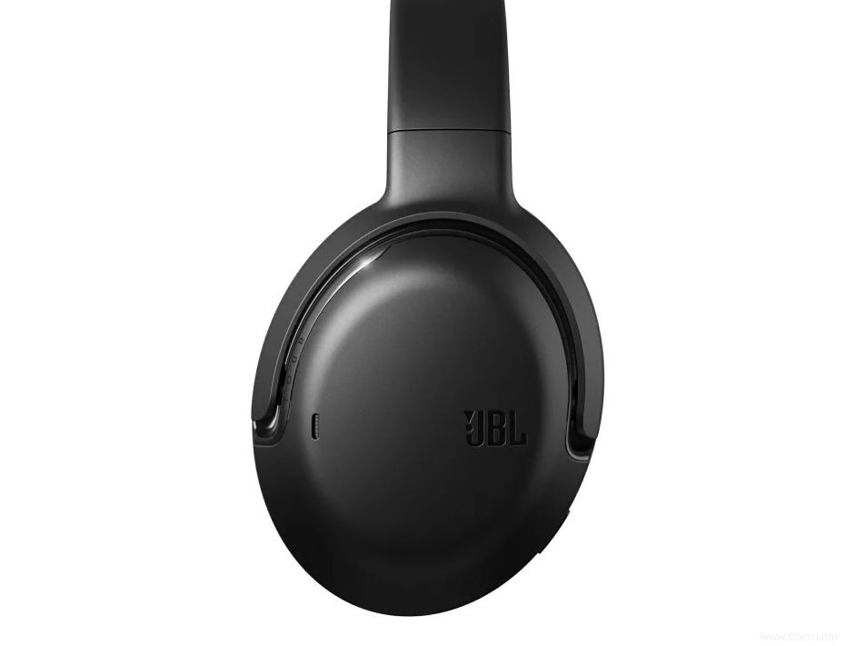 JBL fait du bruit avec de nouvelles lignes de casques au CES 2021 