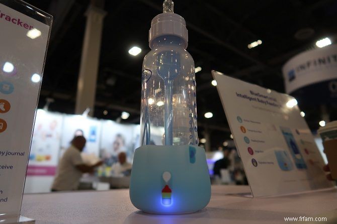 Le BlueSmart mia2 élimine les conjectures dans l alimentation des bébés au biberon 