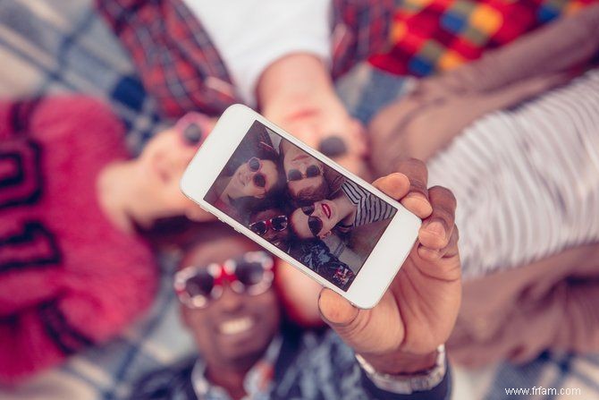 10 conseils pour prendre une bonne photo de selfie, selon la science 