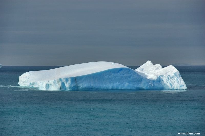 La fonte des glaces arctiques ralentit la fonte des glaces arctiques 