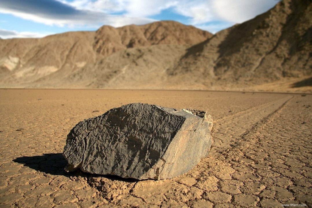 Le mystère des rochers qui marchent a été résolu 