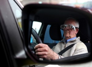 Une voiture pour les personnes âgées 